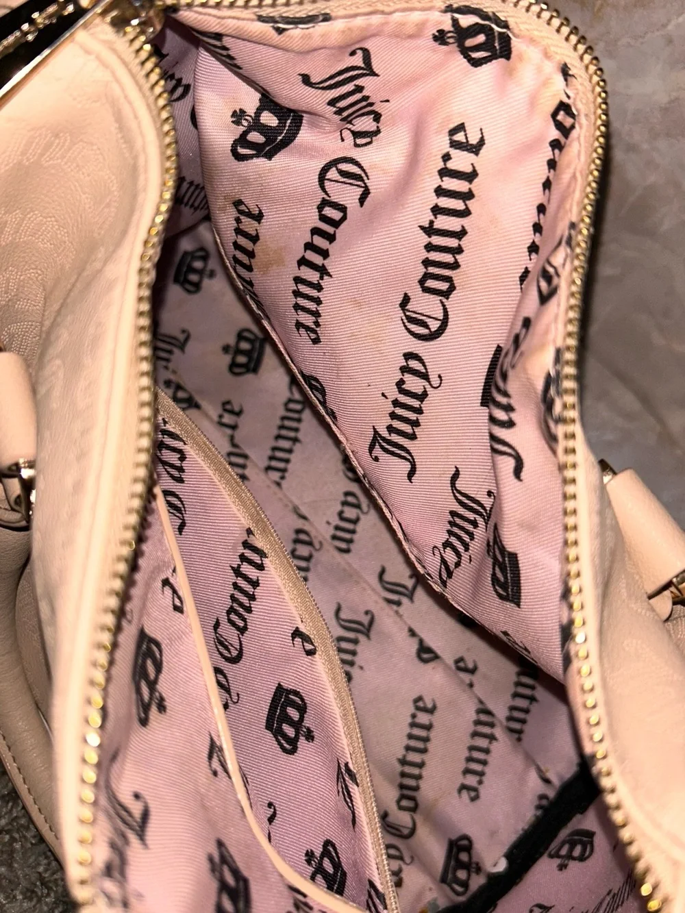 Juicy Couture Cream Blush Logo Satchel with Gold Charm Chain